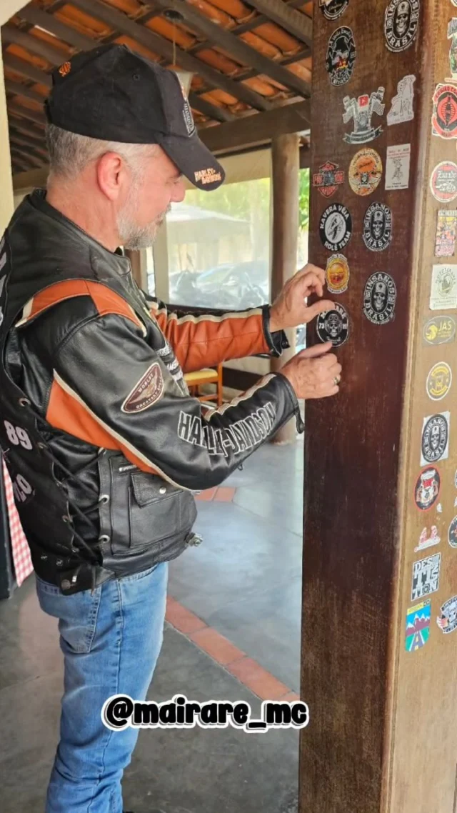 Parte 3 do nosso rolê de domingo.

Depois de tomar um cafezinho, visitar o Mirante de Pirapora e passear pelo centro de Itu, fomos almoçar no Rancho da Picanha.

Co.ida boa e bem servida e com playground para as crianças.  Foi tudo perfeito.

Família, amigos, boas risadas, comida boa e depois o vento na cara e adrenalina para a volta. 

Ainda passamos na Fazenda do Chocolate, para a diversão da criançada.